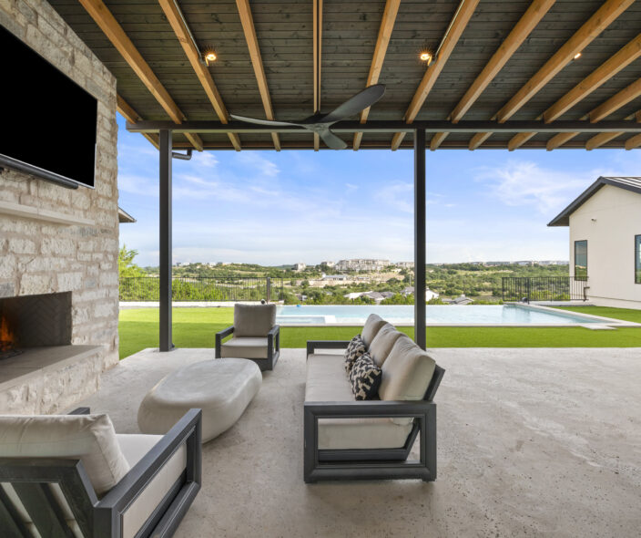 What Are the Pros and Cons of Relocating and Living in Austin?