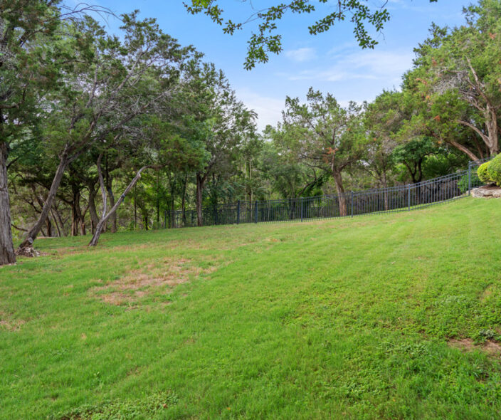 Renovate or Lower the Price? How One Luxury Seller Read the Market and Closed at Full Ask