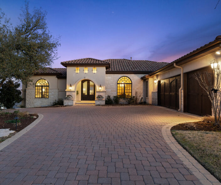 312 Duckhorn Pass, Lakeway TX 78738