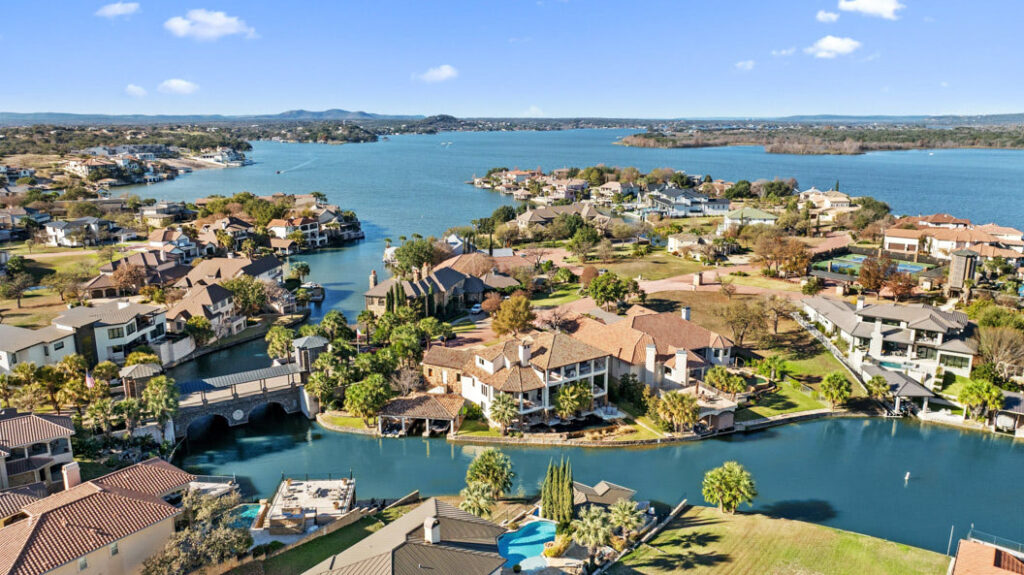 What Is It Like Living in Horseshoe Bay, Texas? A Local Expert's Guide