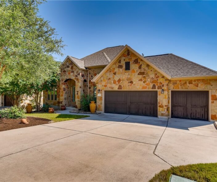 5605 Lipan Apache Bnd, Austin TX 78738