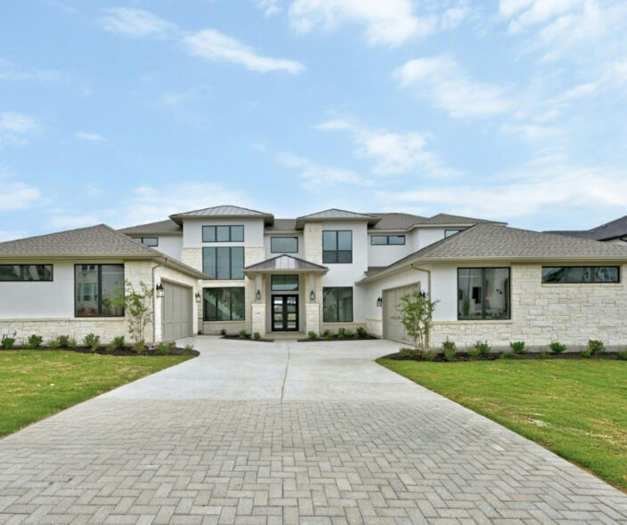 916 Tomichi Trl, Lakeway TX 78738