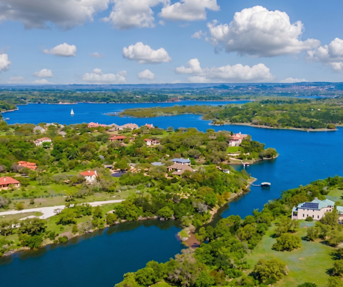 What is it Like Living in Spicewood, Texas? A Local Real Estate Expert’s Guide